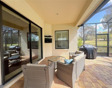 1240 W Diamond Shore Loop - Photo Thumbnail 26