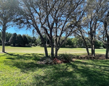 1240 W Diamond Shore Loop - Photo Thumbnail 32
