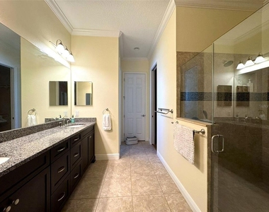 1240 W Diamond Shore Loop - Photo Thumbnail 22