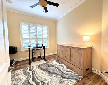 1240 W Diamond Shore Loop - Photo Thumbnail 12