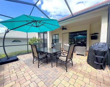 1240 W Diamond Shore Loop - Photo Thumbnail 28