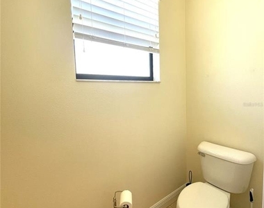 1240 W Diamond Shore Loop - Photo Thumbnail 23