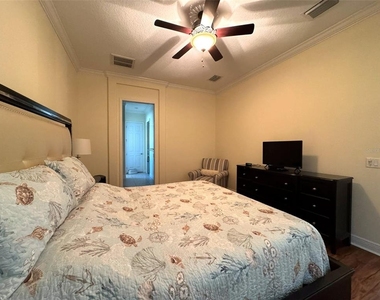 1240 W Diamond Shore Loop - Photo Thumbnail 19