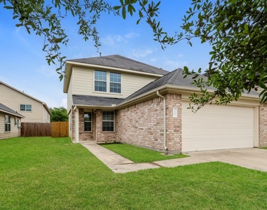 2447 Gibbs Bend Court - Photo Thumbnail 2