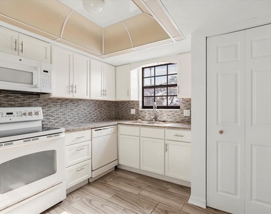 2250 S Palmetto Avenue - Photo Thumbnail 8