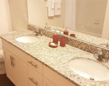 9004 Shine Drive - Photo Thumbnail 7