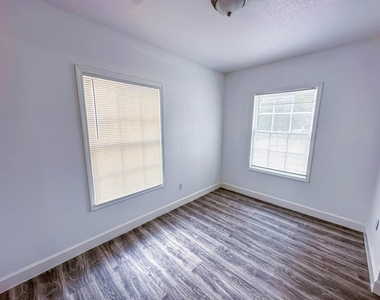 2555 Pierce Street - Photo Thumbnail 14