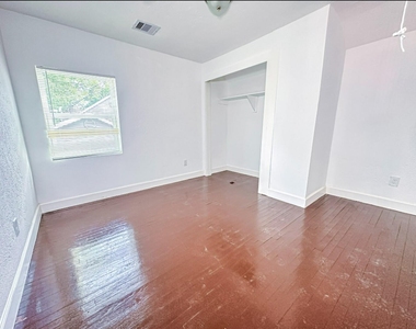 2555 Pierce Street - Photo Thumbnail 8