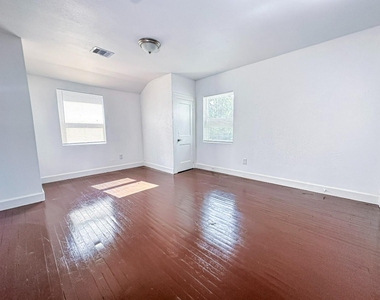 2555 Pierce Street - Photo Thumbnail 6