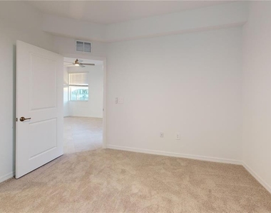 17595 Opal Sand Drive - Photo Thumbnail 10