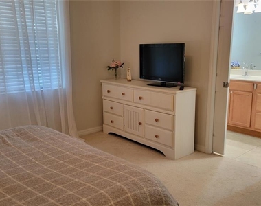 3740 82nd Avenue Circle E - Photo Thumbnail 14