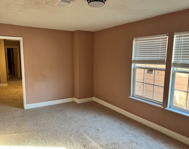 12239 W Village Drive - Photo Thumbnail 1