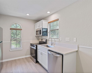 11700 League Line Road - Photo Thumbnail 3