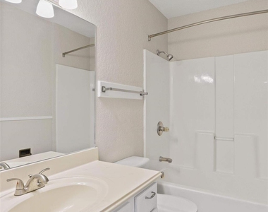 11700 League Line Road - Photo Thumbnail 17