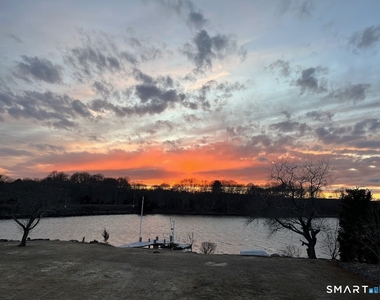 201 Seneca Drive - Photo Thumbnail 2