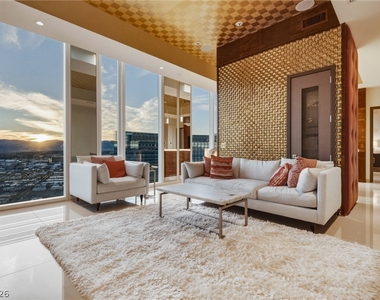 3750 Las Vegas Boulevard - Photo Thumbnail 1