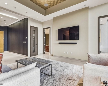 3750 Las Vegas Boulevard - Photo Thumbnail 3