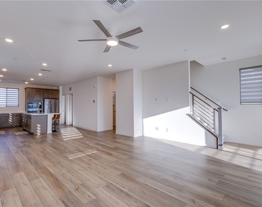 11649 Stone Curlew Avenue - Photo Thumbnail 14