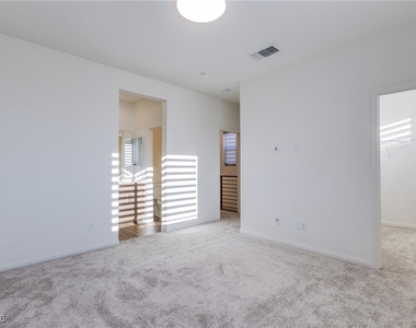 11649 Stone Curlew Avenue - Photo Thumbnail 21