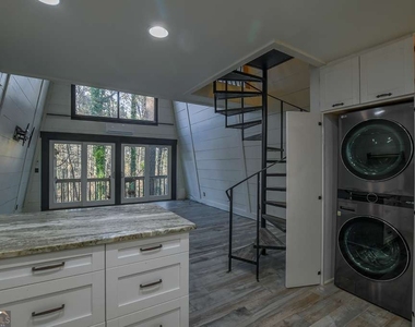 3200 Rim Cove Drive - Photo Thumbnail 6
