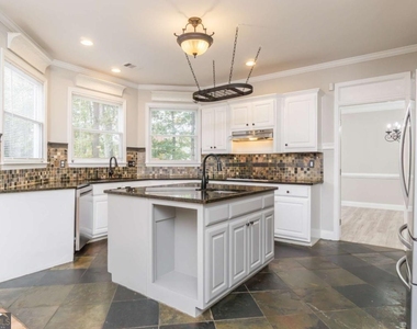 6710 Timber Cove Point - Photo Thumbnail 5