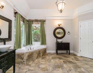 6710 Timber Cove Point - Photo Thumbnail 26