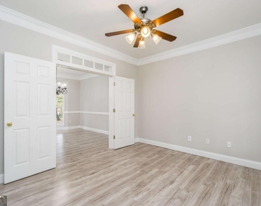 6710 Timber Cove Point - Photo Thumbnail 12