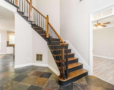 6710 Timber Cove Point - Photo Thumbnail 3