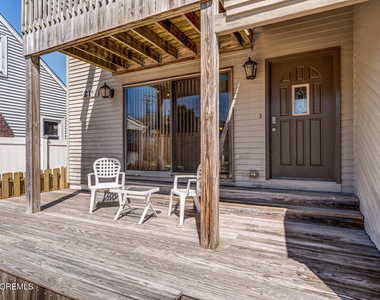 21 Brown Avenue - Photo Thumbnail 2