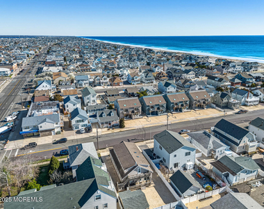 21 Brown Avenue - Photo Thumbnail 20