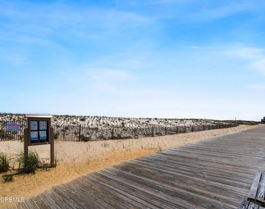 21 Brown Avenue - Photo Thumbnail 22