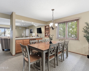 21 Brown Avenue - Photo Thumbnail 5