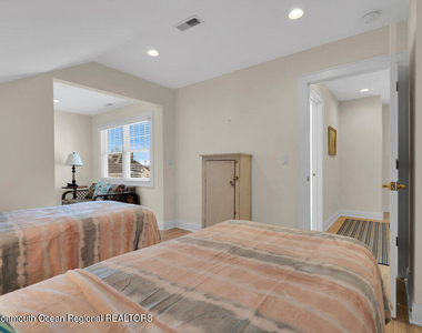 303 B Street - Photo Thumbnail 41