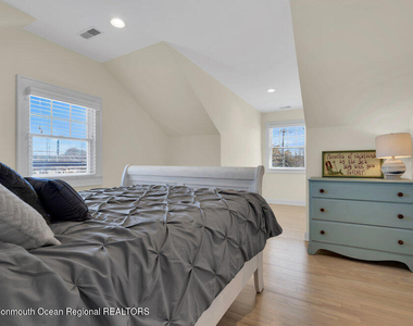 303 B Street - Photo Thumbnail 38