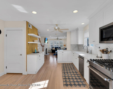 303 B Street - Photo Thumbnail 20