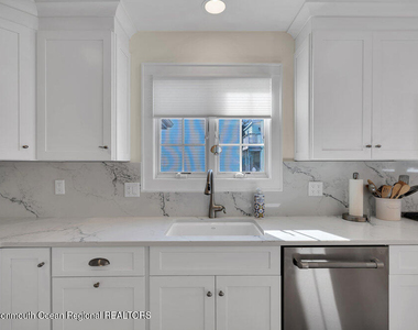 303 B Street - Photo Thumbnail 18