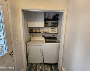 416 Blodgett Avenue - Photo Thumbnail 10