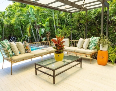 9340 Sw 178th Terrace - Photo Thumbnail 17