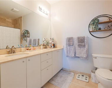 2100 Van Buren Street - Photo Thumbnail 24