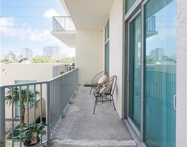 2100 Van Buren Street - Photo Thumbnail 21