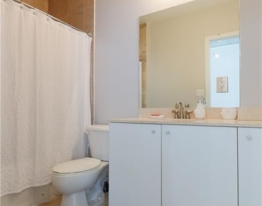 2100 Van Buren Street - Photo Thumbnail 26
