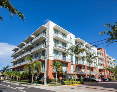 2100 Van Buren Street - Photo Thumbnail 1