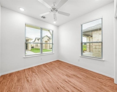 6415 Fm 1570 W - Photo Thumbnail 26