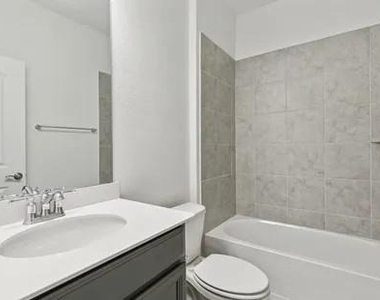 1321 Trailblazer Way - Photo Thumbnail 8