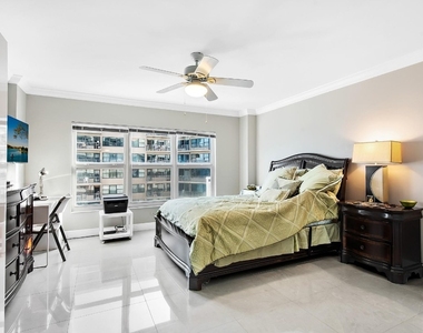 3850 Galt Ocean Drive - Photo Thumbnail 11