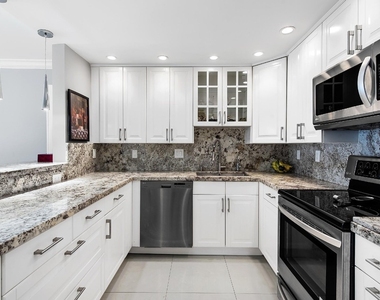 3850 Galt Ocean Drive - Photo Thumbnail 8