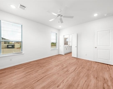 6415 Fm 1570 W - Photo Thumbnail 21