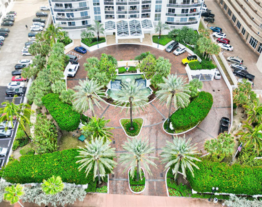 4240 Galt Ocean Drive - Photo Thumbnail 46