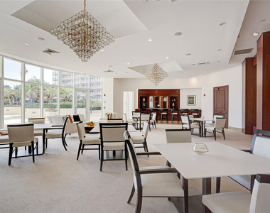 4240 Galt Ocean Drive - Photo Thumbnail 33
