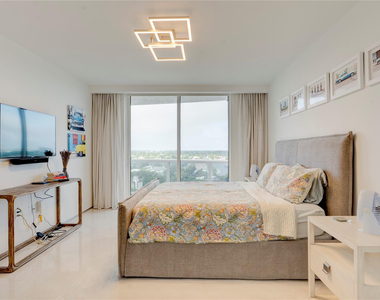 4240 Galt Ocean Drive - Photo Thumbnail 12